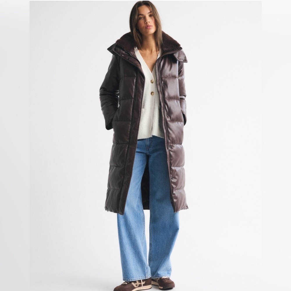 NWT Abercrombie & Fitch Vegan Leather Long Puffer Coat in Coffee XS
